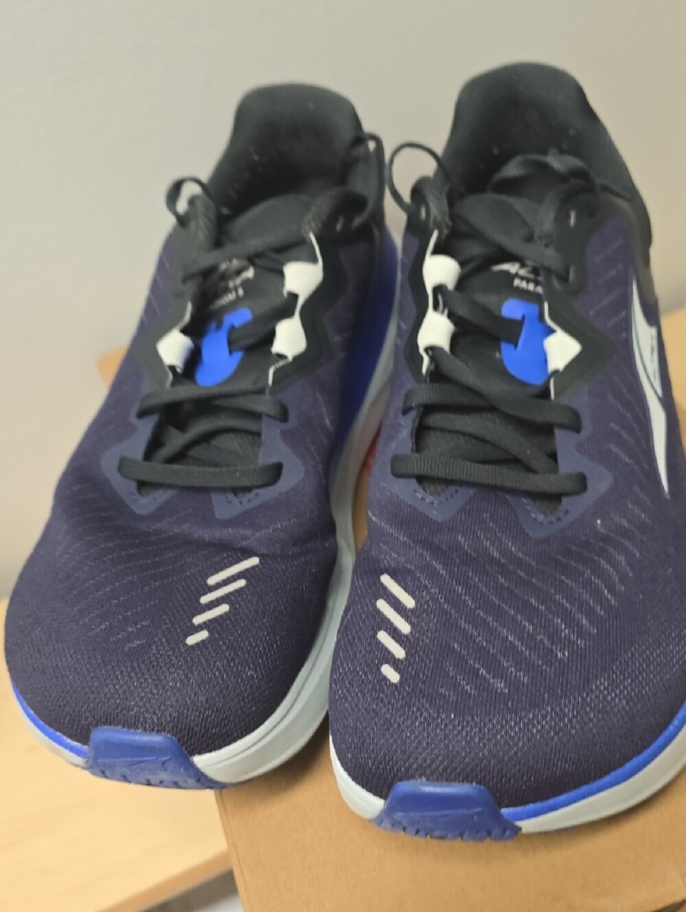 Altra Men's Paradigm 8 Wide Dark Blue and Black Road Running Shoes Size 9men - Picture 8 of 9